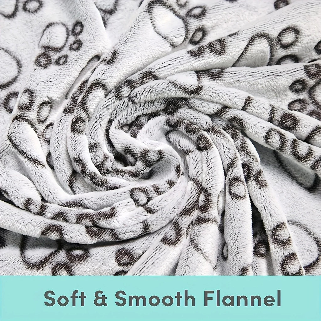 Pet Blanket to Keep Warm, Cut Flower Footprint Blanket, Cat and Dog Mat, Flannel Embossed Pet Blanket