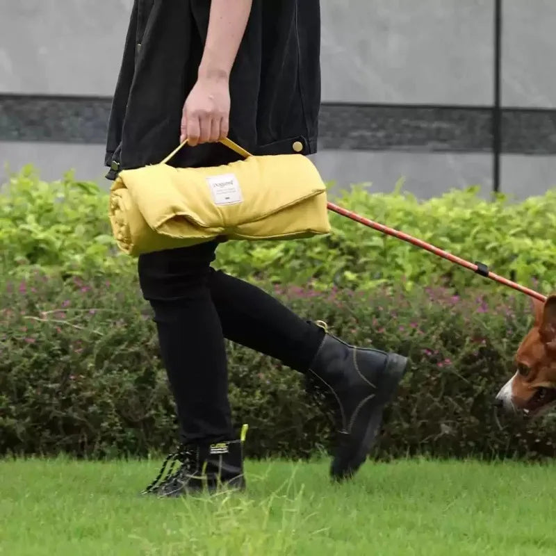 Pet Blanket Outdoor All Season Waterproof Warm Foldable Portable Dog Mat Travel Camping Sleeping Bed Pet Supplies Accessories