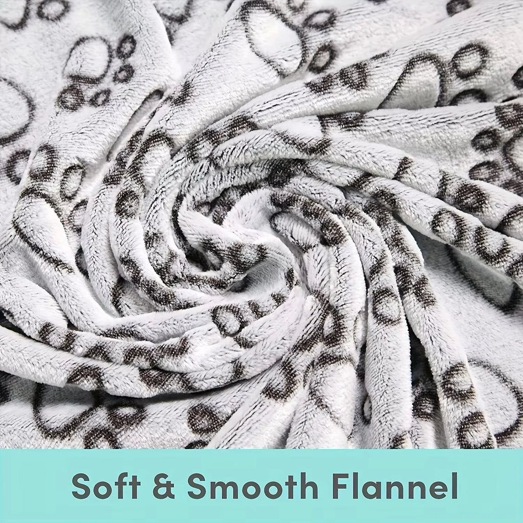 Pet Blanket to Keep Warm, Cut Flower Footprint Blanket, Cat and Dog Mat, Flannel Embossed Pet Blanket